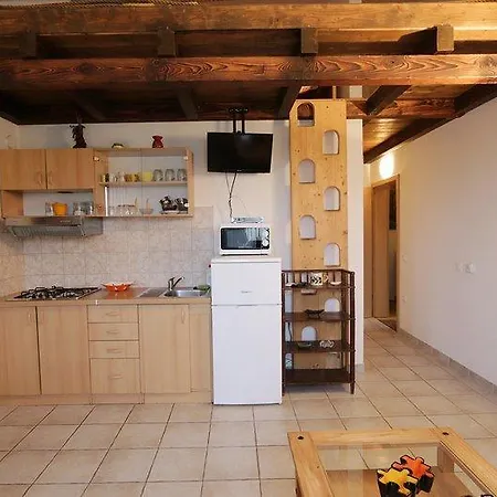 Apartman Maja 1242 Liznjan