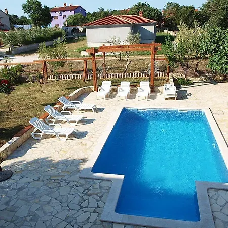 Apartman Maja 1242 Ližnjan