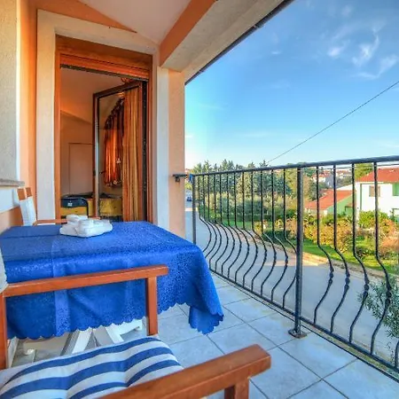 Apartman Maja 1242