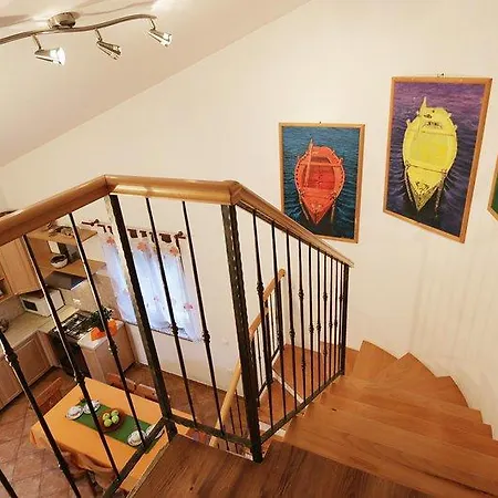 Maja 1242 Apartament Ližnjan